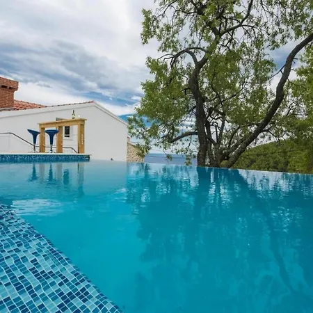 Calming Area With Infinity Pool
