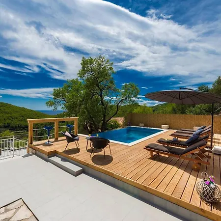 Calming Area With Infinity Pool * Babino Polje