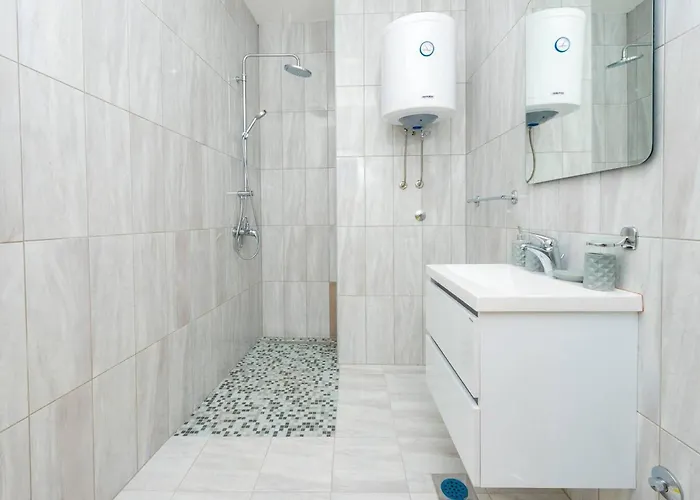 Villa Calming Area With Infinity Pool